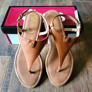 Circus by Sam Edelman Carolina Thong Sandal in Saddle